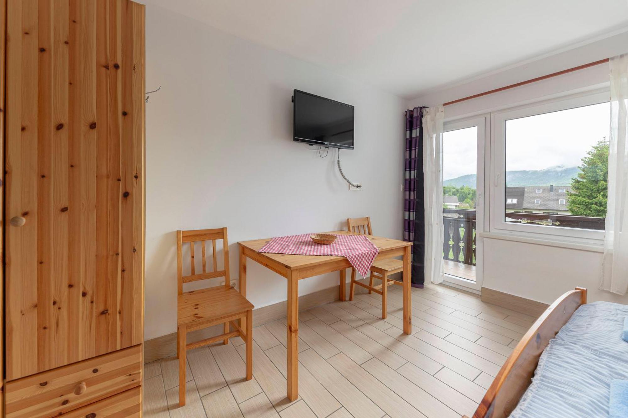 בוהין Apartments Bor מראה חיצוני תמונה