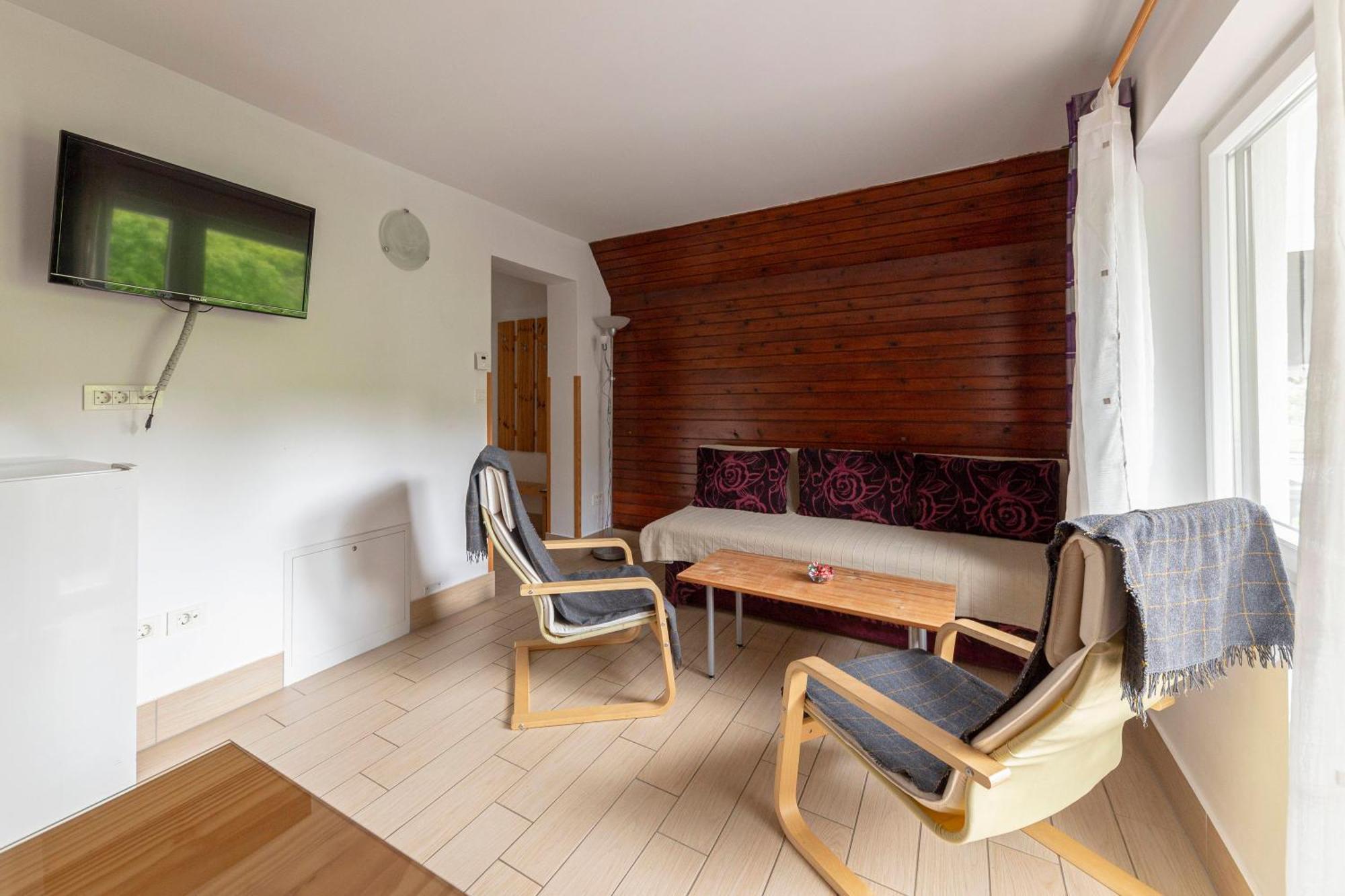 בוהין Apartments Bor מראה חיצוני תמונה